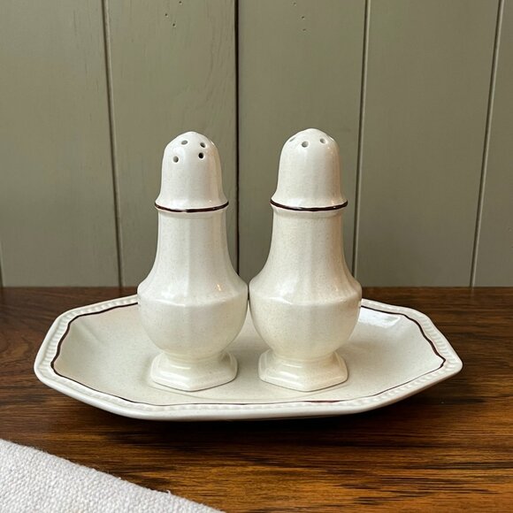 Kensington Staffordshire England Handcrafted Ironstone Set Salt Pepper Shakers - Picture 3 of 15